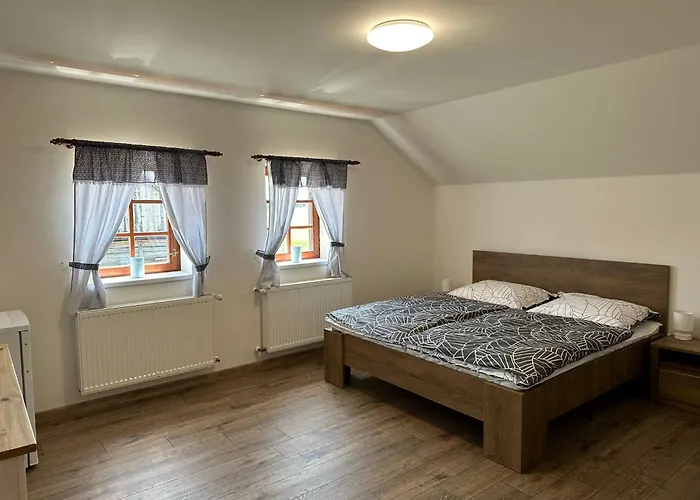 Hospudka U Zvonicky Strehom